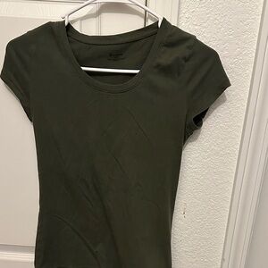 No Boundaries Olive Crewneck Short Sleeve Tee